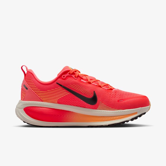 Nike Vomero 18 (Hot Lava/Black-Chalk-Orange Pulse)