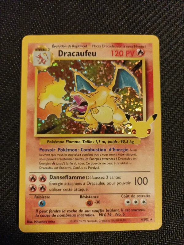 Dracaufeu 4/102 Holo Célébrations