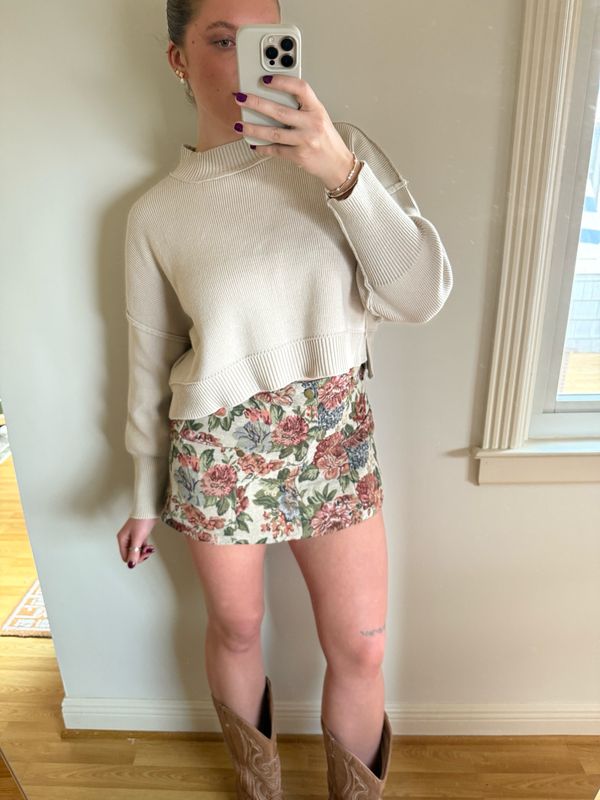 Cropped Essential Sweater - Oat