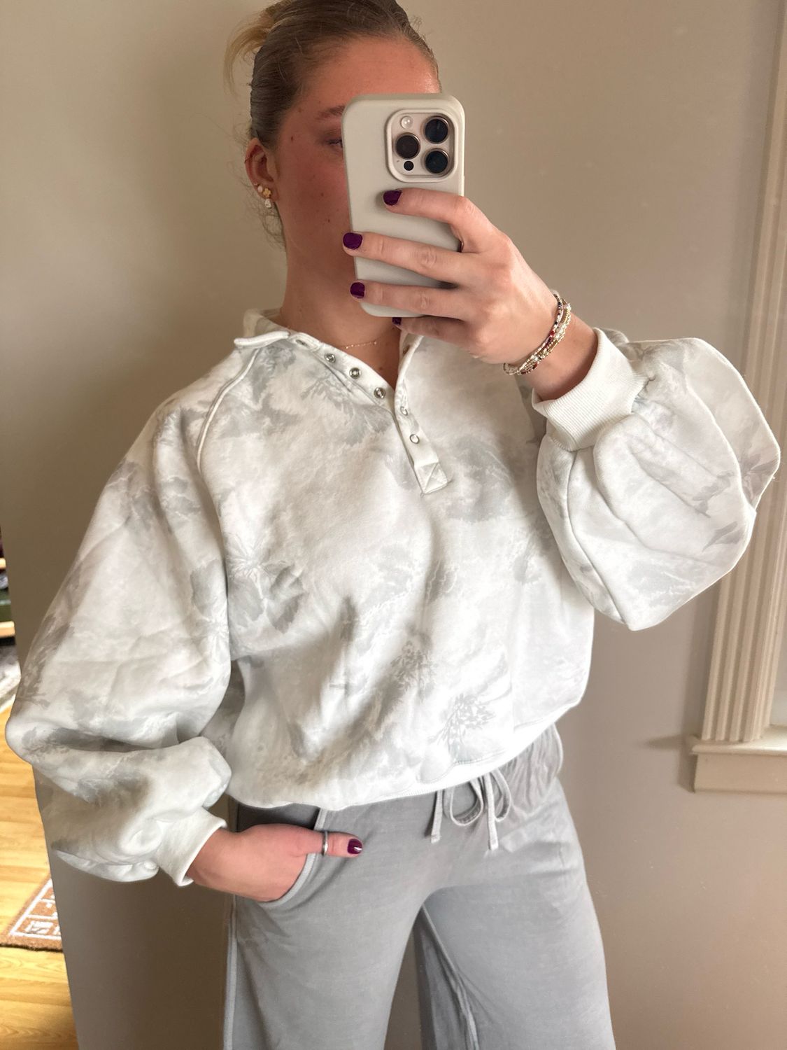 Carmen Pullover- Camo Floral