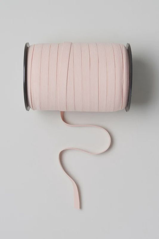 Bloch Pointe Shoe  .5&quot;Elastic