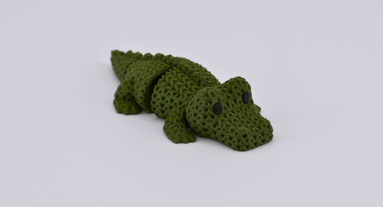 Knitted &quot;Flexi&quot; Crocodile Magnet (Optional Keychain)