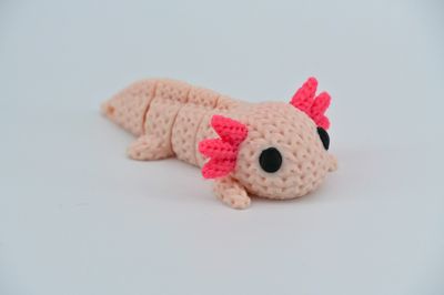 Knitted &quot;Flexi&quot; Axolotl Magnet (Optional Keychain)