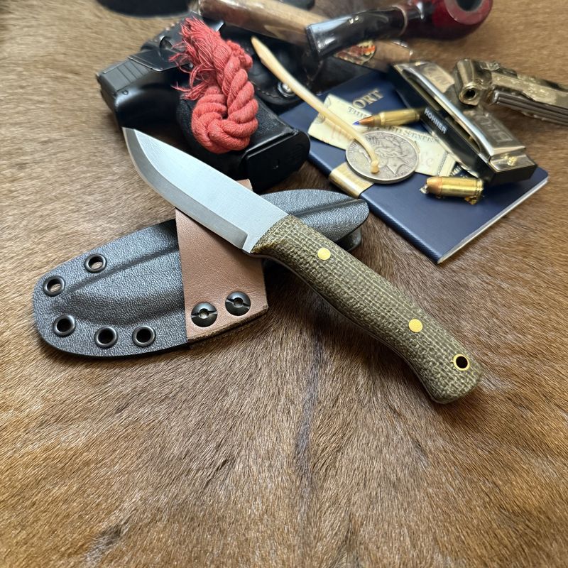 RK Dark Hollow Burlap Classic Taper