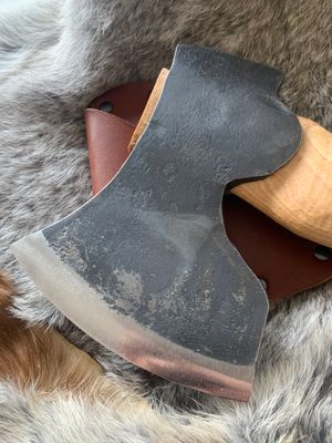 Axes/Hatchets/Tomahawks