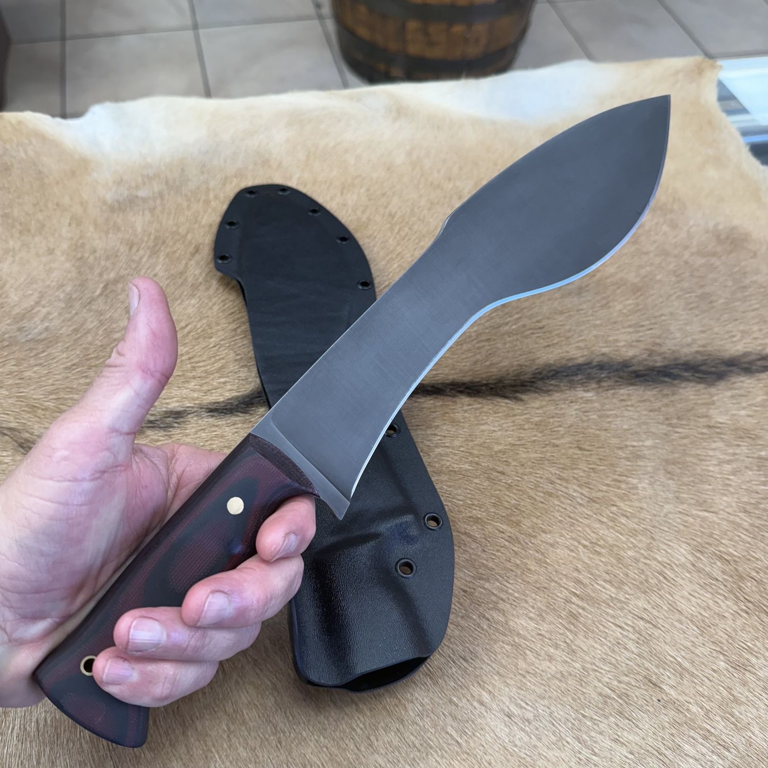 RK Trailmaster Kukri Red Black Canvas Burlap Acid File Tapered