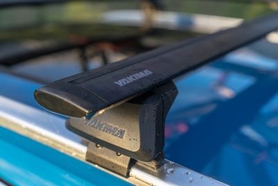 Roof racks and platforms