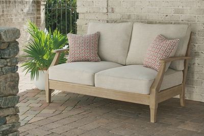 Almond Trail Loveseat