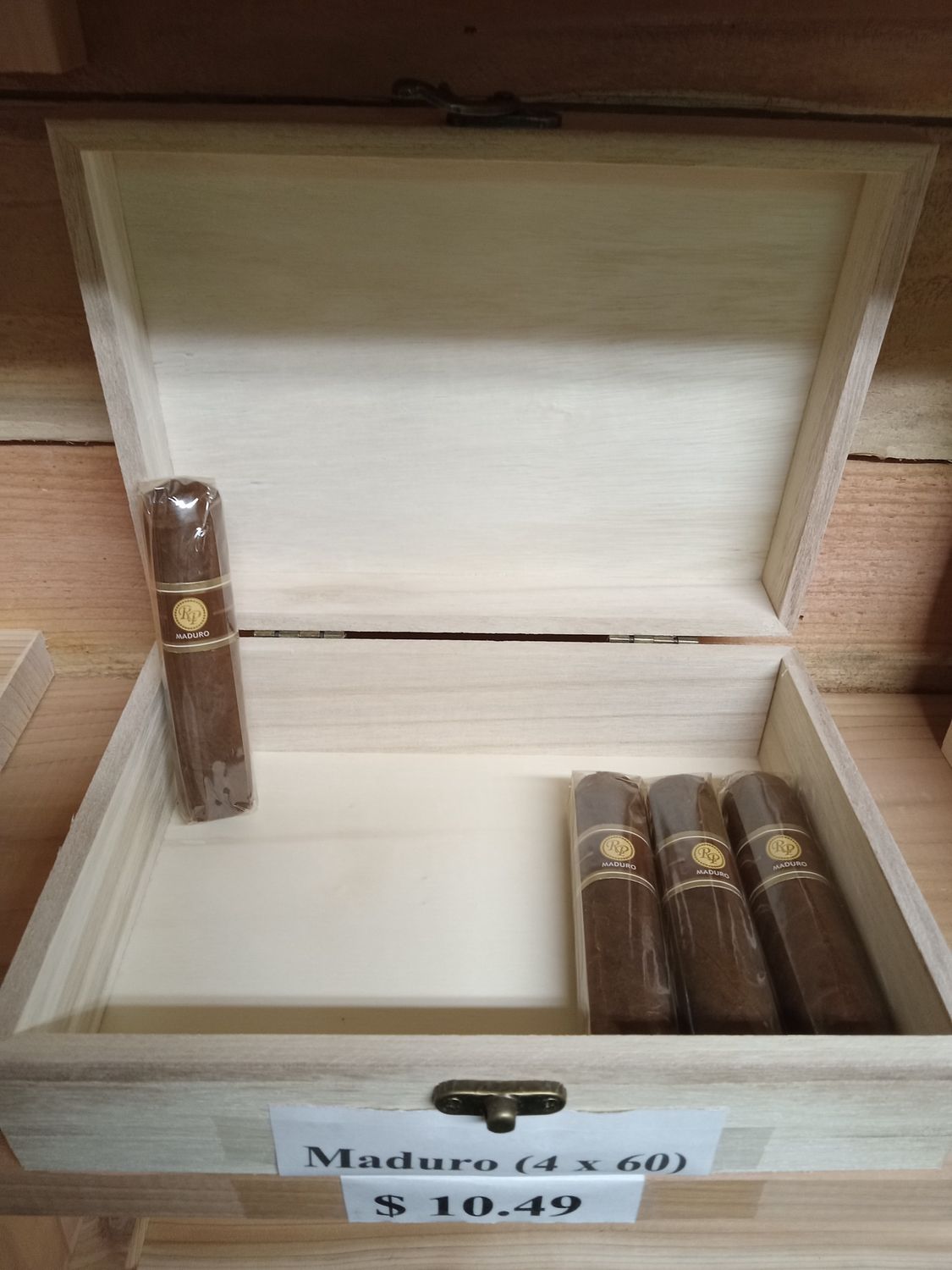 Rocky Patel Mulligans Groundhog Maduro - 4x60