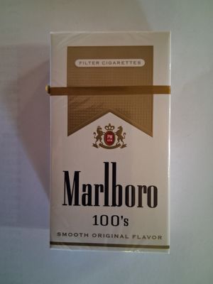 Marlboro Gold 100