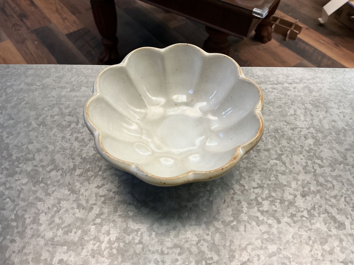 Flower petal Pinch Bowl