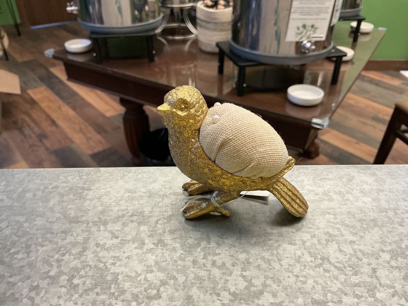 Bird Needle Holder