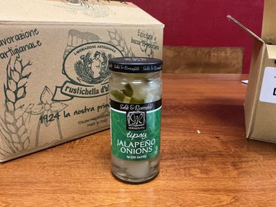 Jalapeño tipsy onions