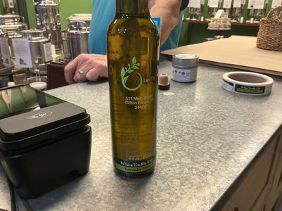 White truffle oil