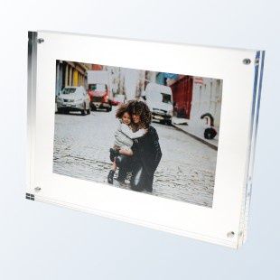 Acrylic Magnetic Frame