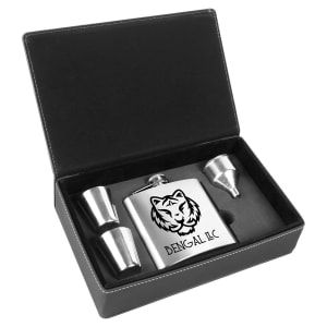 Stainless Steel Flask Set in Black/Silver Leatherette Box