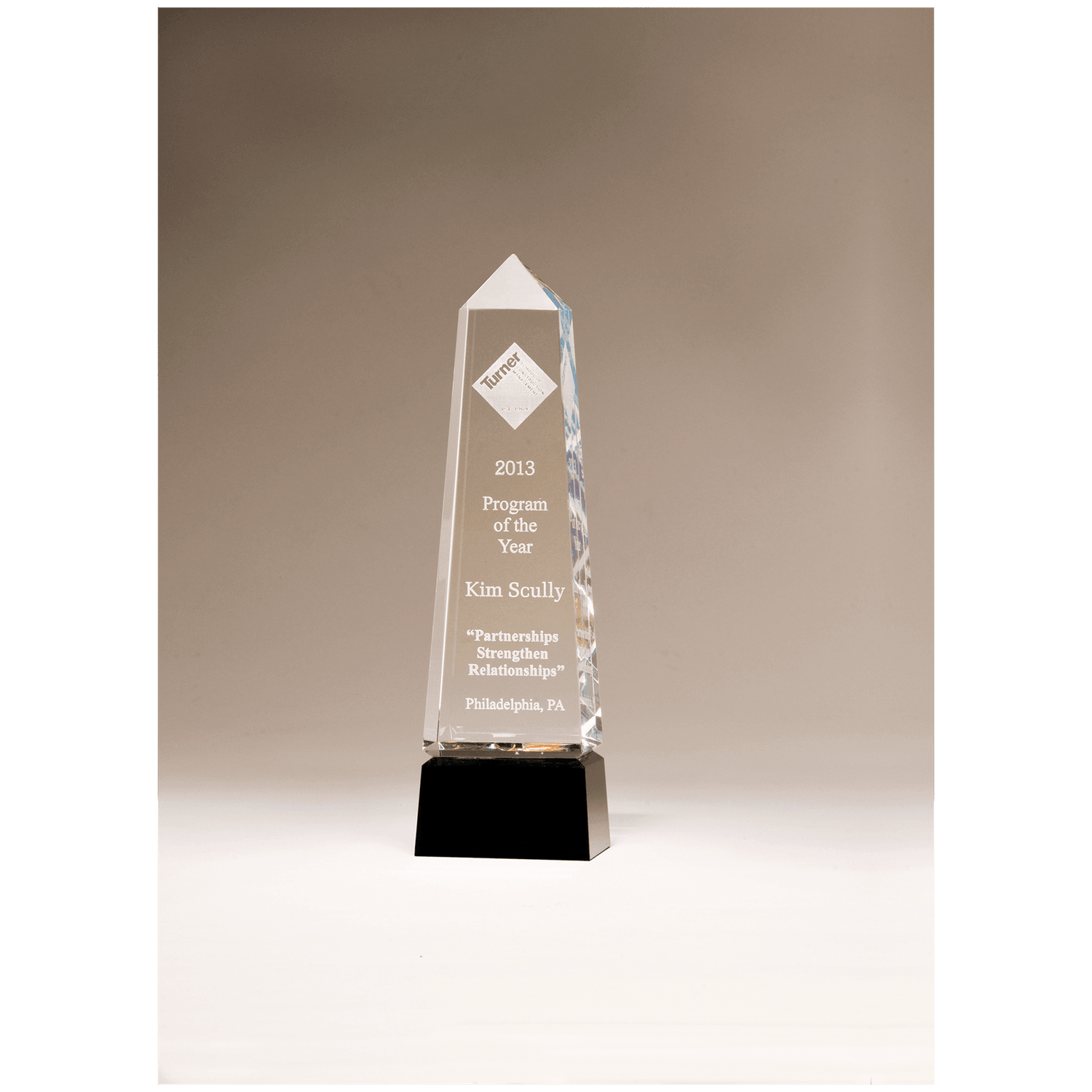 Crystal Obelisk with Prism-Effect Top and Black Base