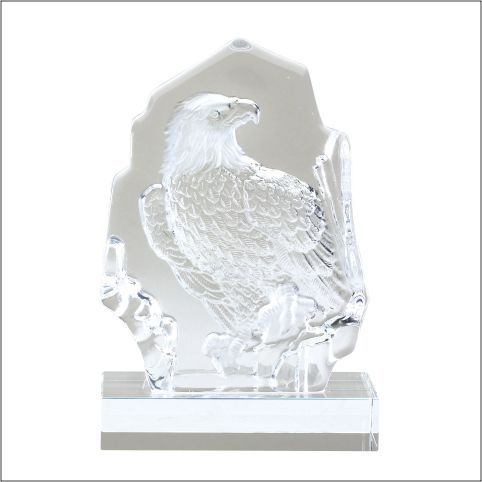 CRYSTAL EAGLE ON BASE