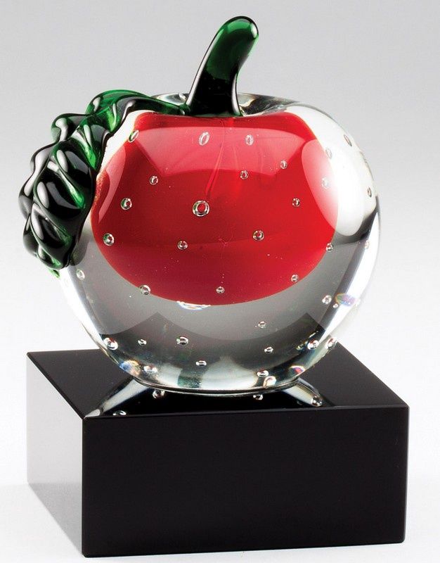 APPLE ON BLK BASE