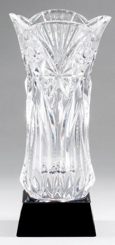 CRYSTAL VASE ON BLACK BA'