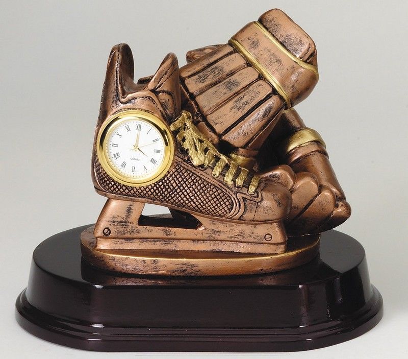 HOCKEY RESIN W/CLOCK,B