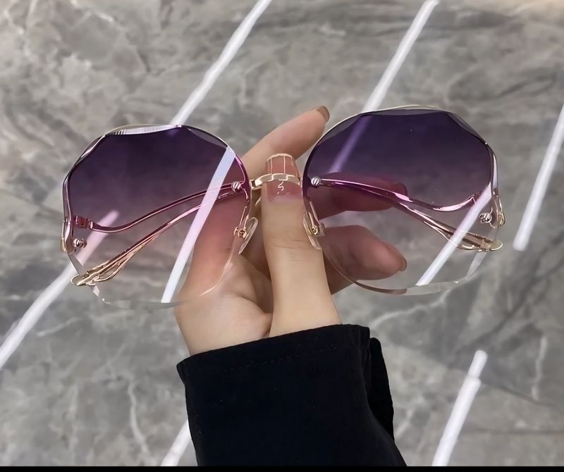 Womens frameless Sunglasses