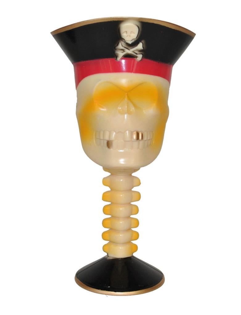Pirat Becher