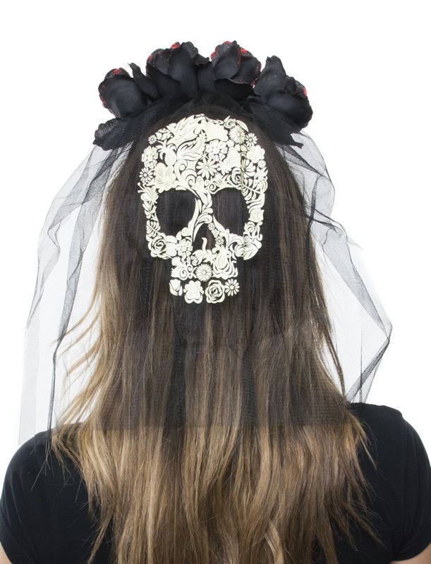 Haarreif mit schwarzen Rosen Haarreif mit schwarzen Rosen