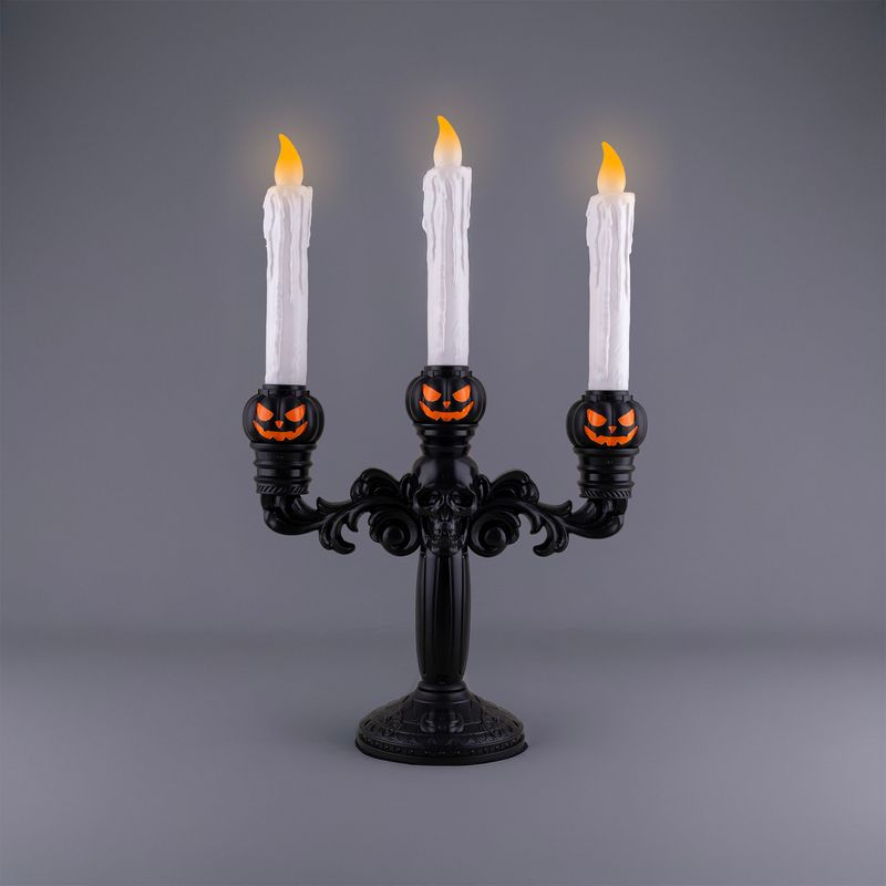 Skelett-Kerzenleuchter mit 3 LED kerzen Skelett-Kerzenleuchter mit 3 LED kerzen