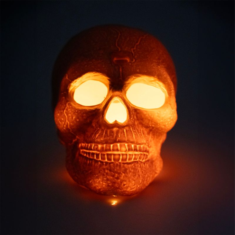 Schädel mit Licht Schädel mit Licht