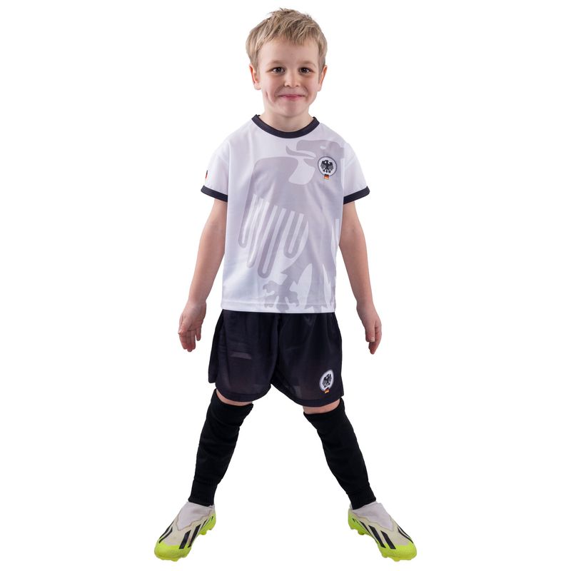 Set T-Shirt und Shorts Deutschland weiß Gr. 116