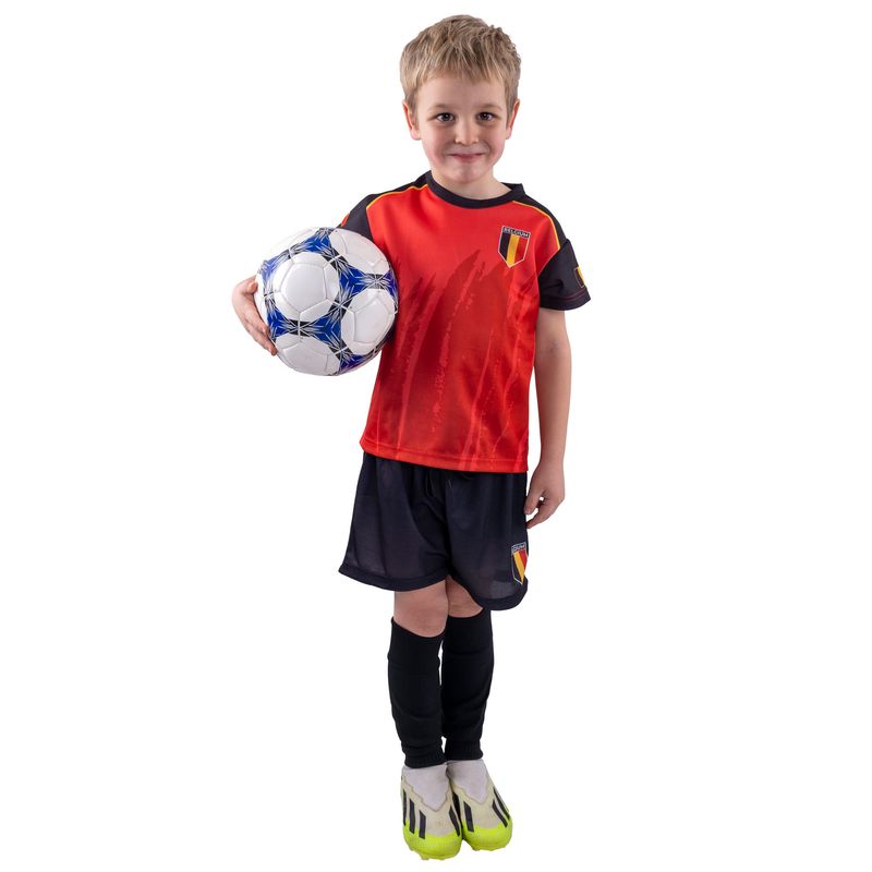 T-shirt en short België maat 116