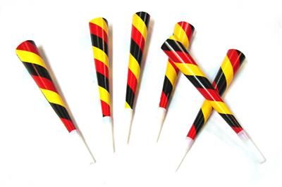 6 Toeters Zwart/Rood/Geel 6 Toeters Zwart/Rood/Geel