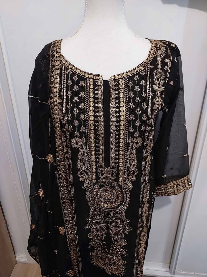 Black Heavy Embroidery Suit