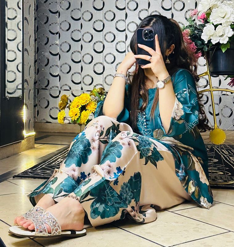 Designer Natural Crep Silk Suit Top-Bottom And Dupatta Set Fully Stitched Ready To Wear