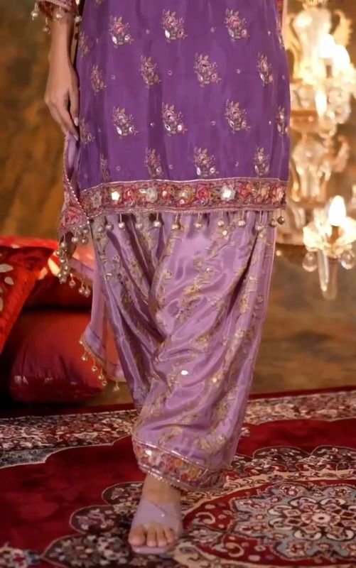 Pure Crape suit with mal cotton lining