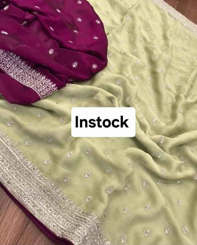Chinon saree with blouse piece