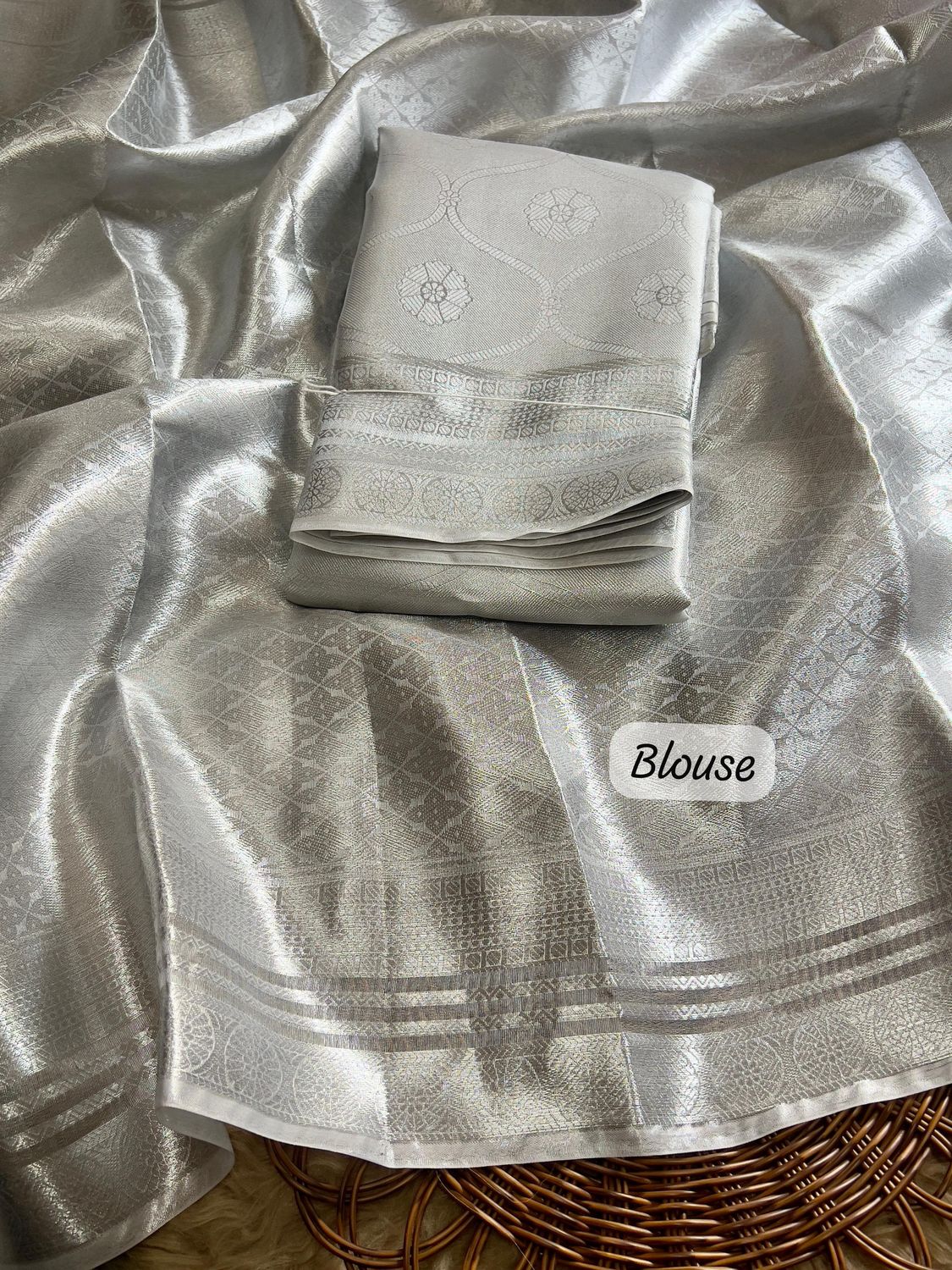 Soft tissue silk saree with blouse piece