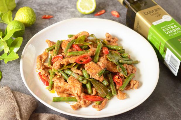 phad prik gaeng mooh