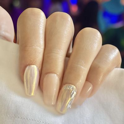 Bare Pearl