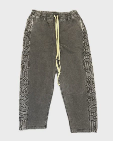 VALE BLACK CAT SWEATPANTS