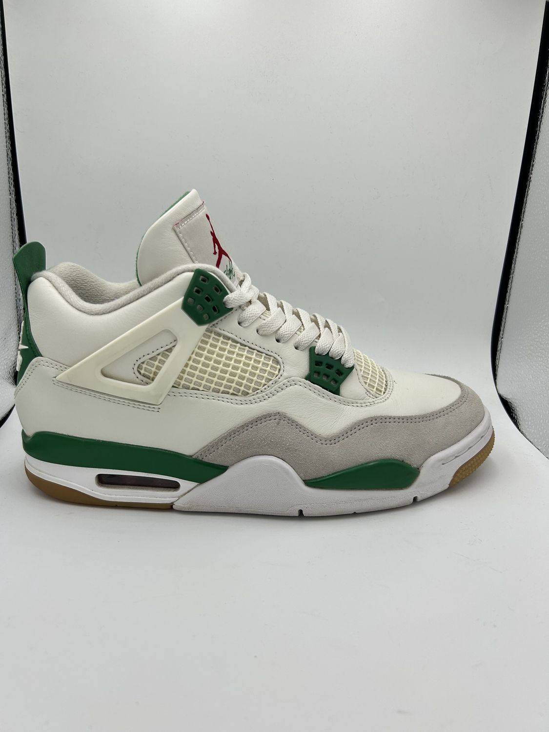JORDAN 4 X SB &quot;PINE GREEN&quot; USED SZ 10.5