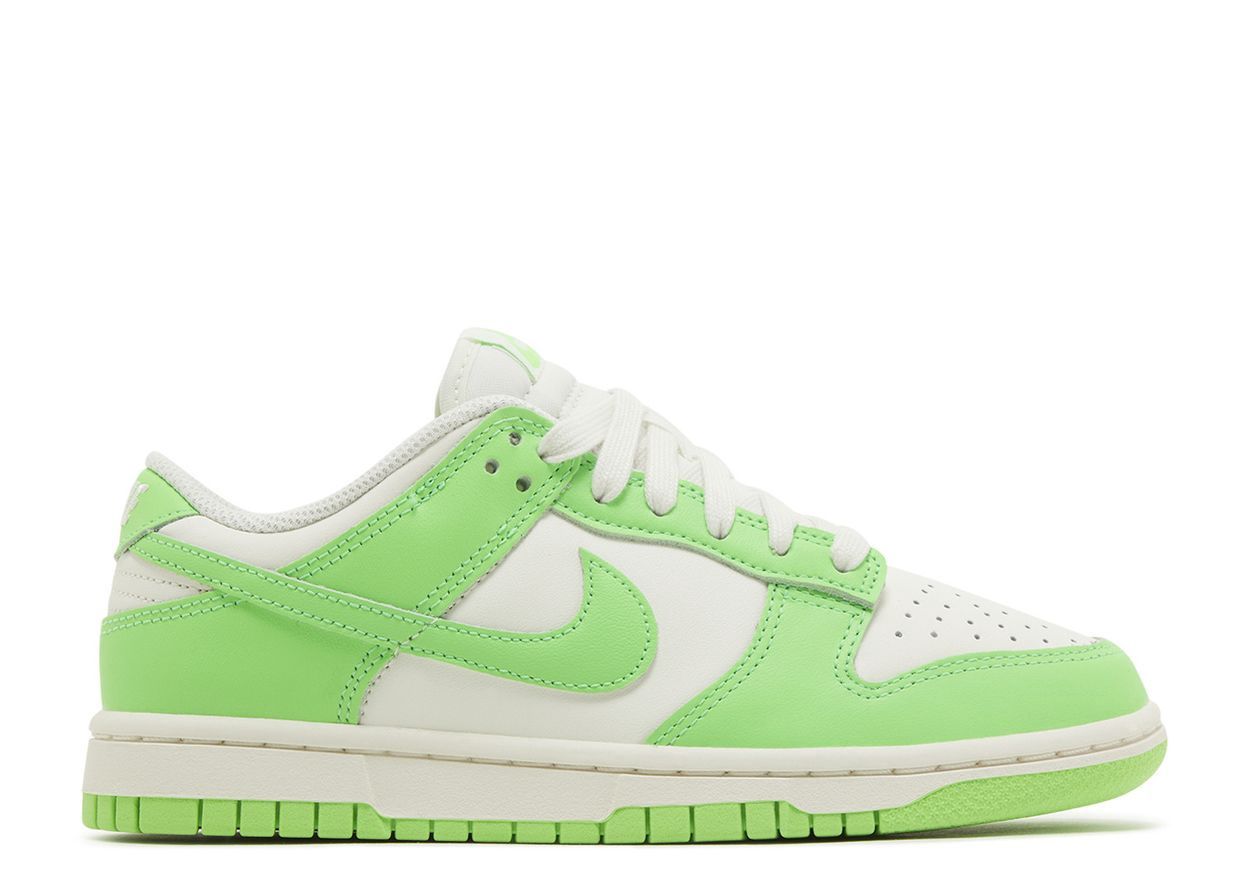 NIKE DUNK LOW &quot;GREEN STRIKE&quot;