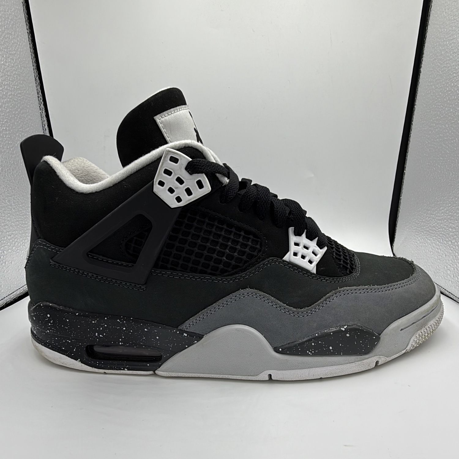 JORDAN 4 “FEAR” SZ10 N.B.