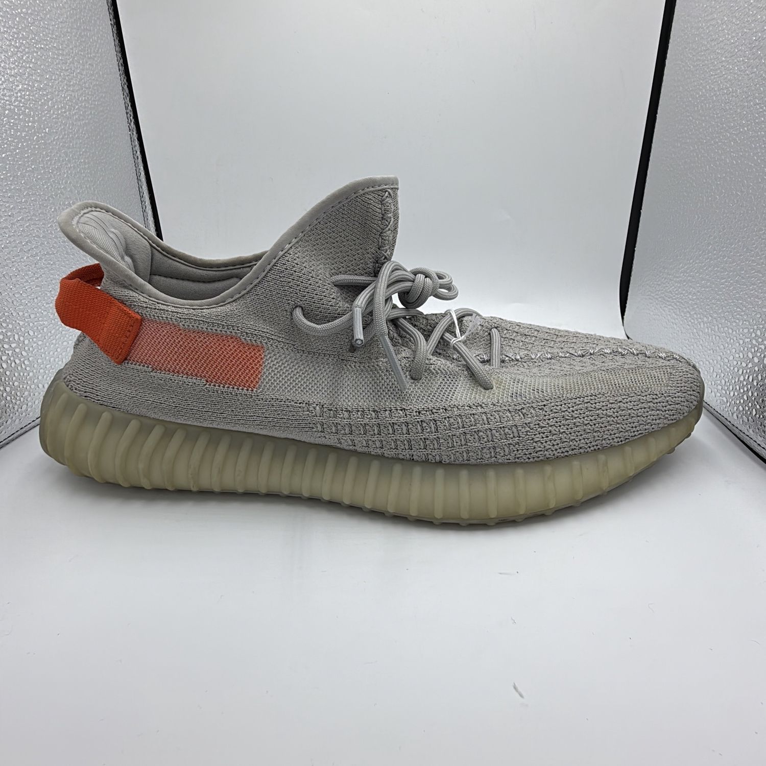 YEEZY 350 V2 “TAIL LIGHT” SZ 13