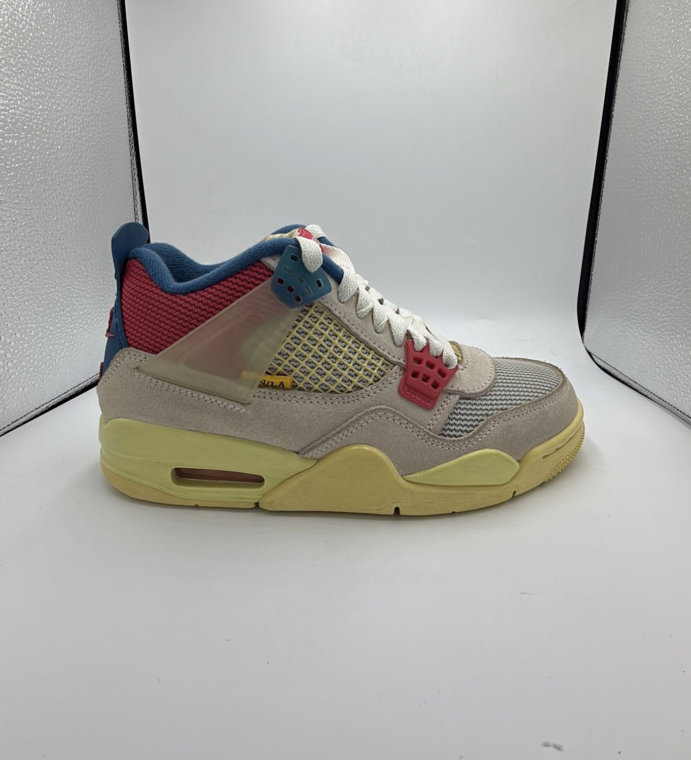 JORDAN 4 X UNION LA "GUAVA ICE" SZ 4