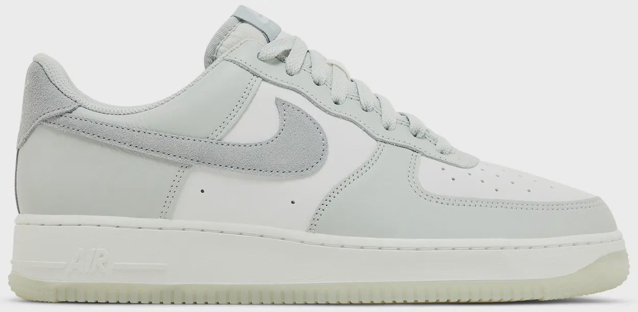 AIR FORCE 1 &#39;07 LV8 &quot;LIGHT SILVER PUMICE&quot;
