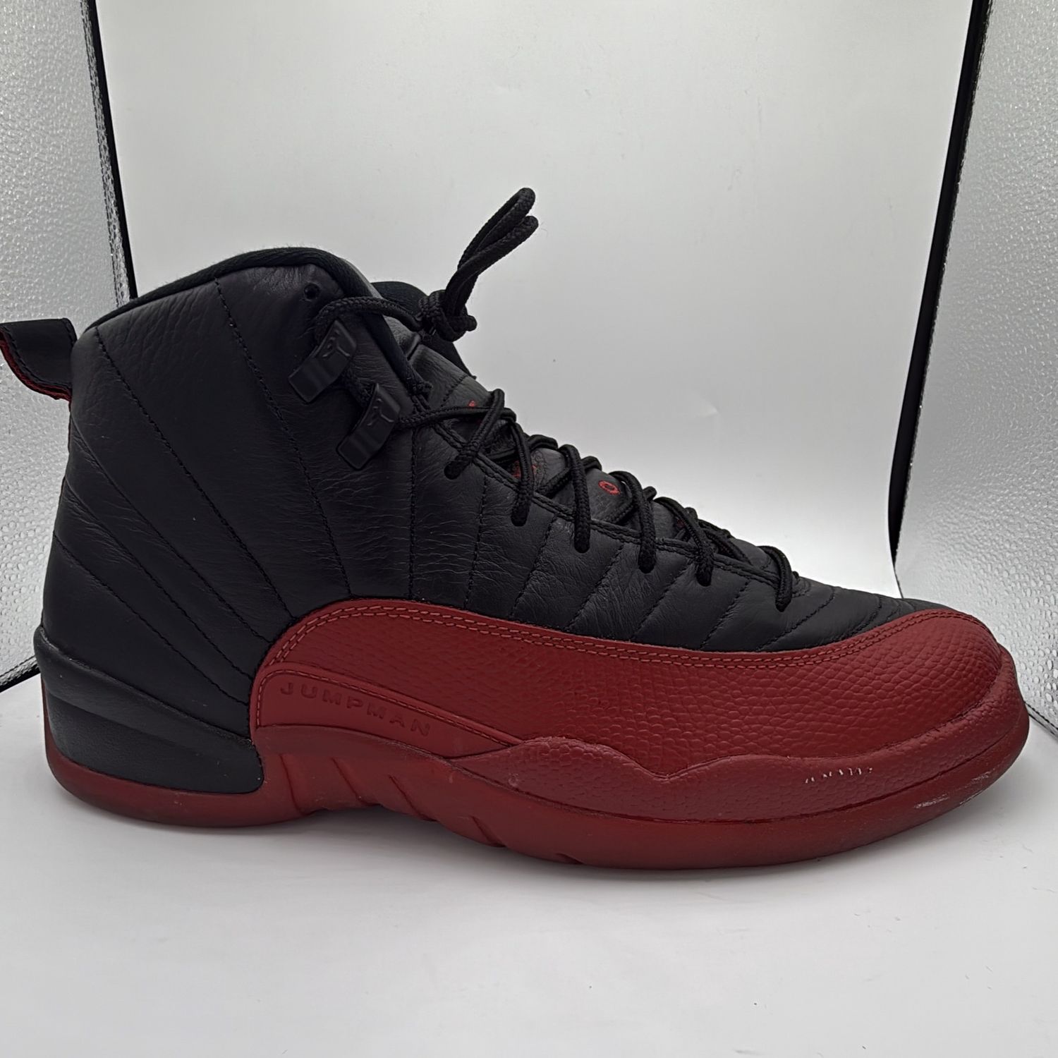 JORDAN 12 “FLU GAME” 2025 SZ 13 N.B.