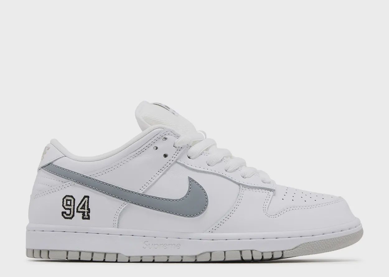 NIKE DUNK LOW SB X SUPREME &quot;WHITE METALLIC SILVER&quot;