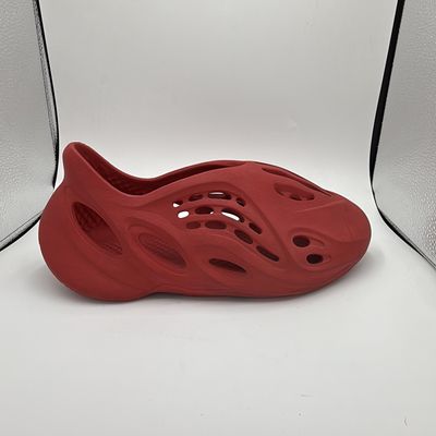 ADIDAS YEEZY FOAM RUNNER &quot;VERMILLION&quot; SZ 9